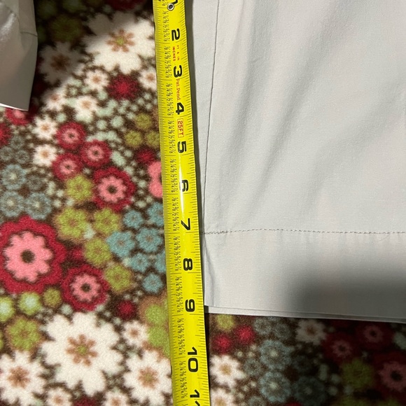 Women’s Docker Shorts - Picture 5 of 11